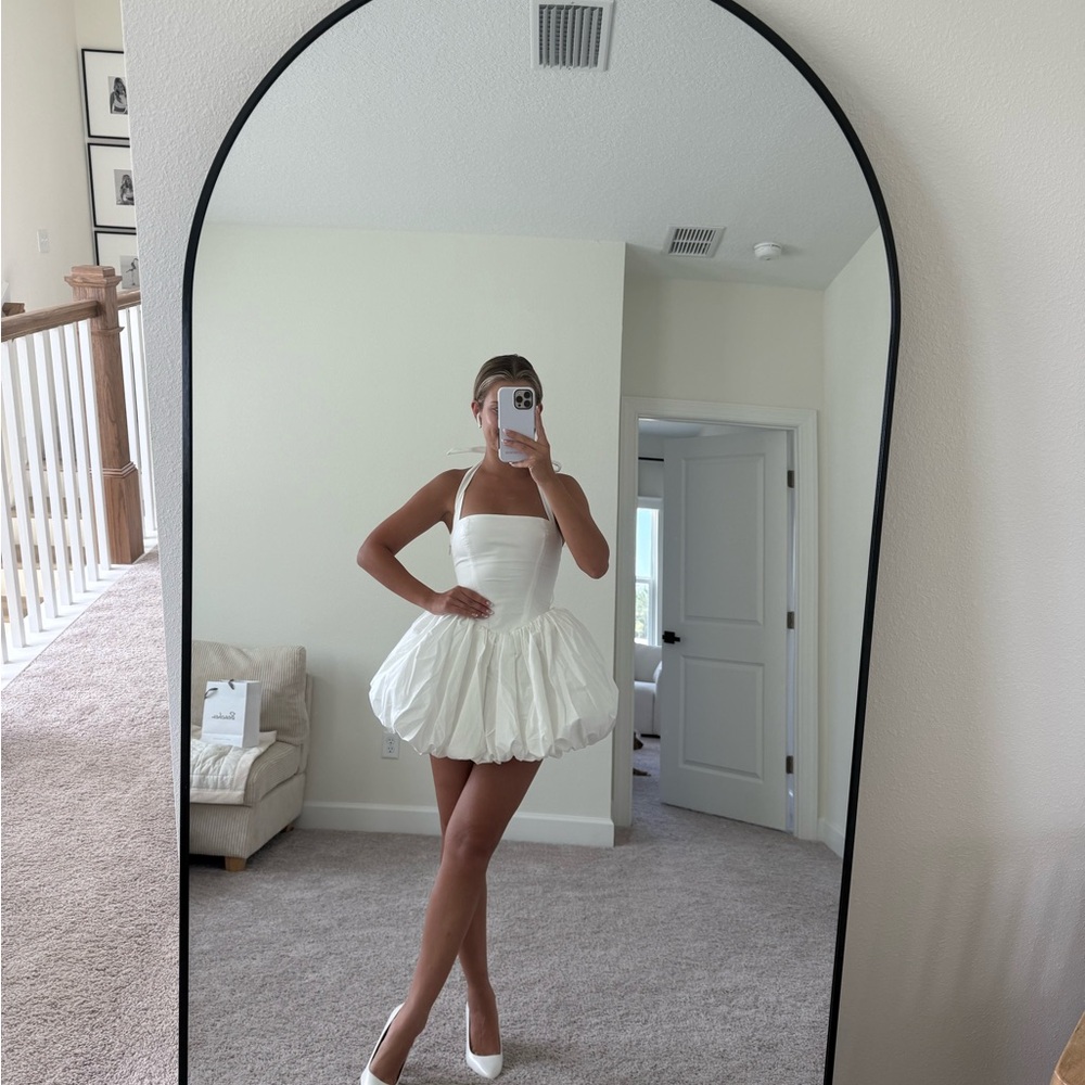 Elegant White Mini Dress